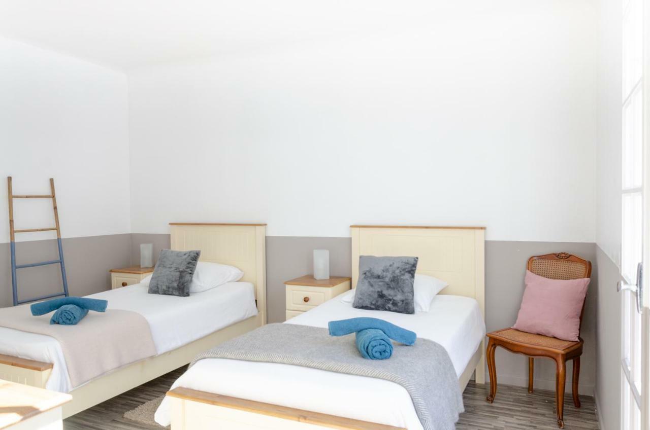 Pyrenees Cycling Lodge Saint-Savin  外观 照片